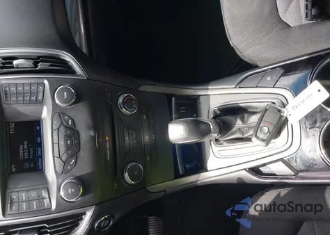 2018 Ford Edge Se z USA, uszkodzony, nr VIN 2FMPK3G96JBB63519